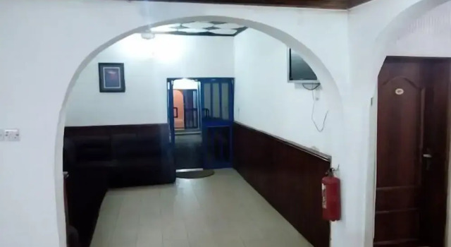Tavern Luxury Hotel and Suites Ltd, Book Hotel Hotels in Kaduna with Parking, Parking