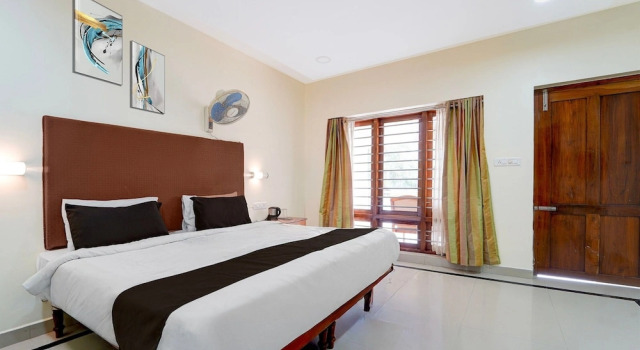Classic With Balcony Travancore Island