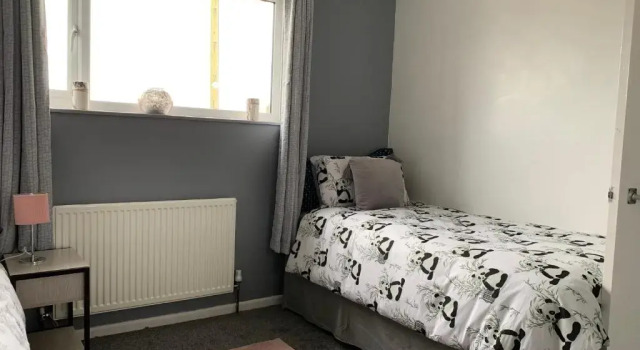 Коттедж House - Sleeps 5 parking & private garden
