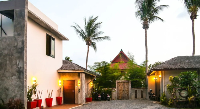 Вилла Deluxe с 2 комнатами с видом на бассейн Charu Bay Villas