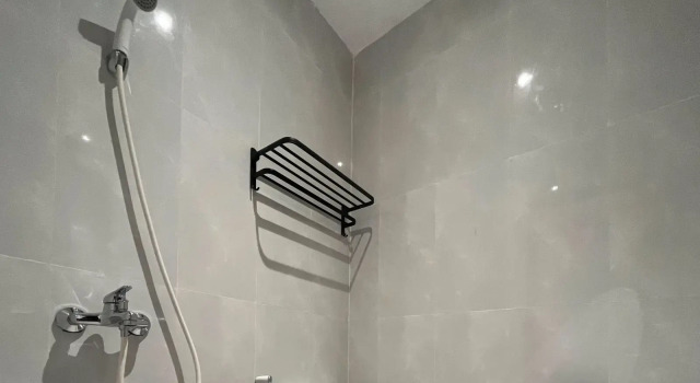 Superior Double room Mono Coliving Ngagel, Surabaya