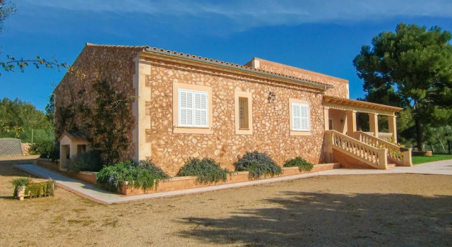 Sa Marina (Antena), Book Hotel Manacor Majorca