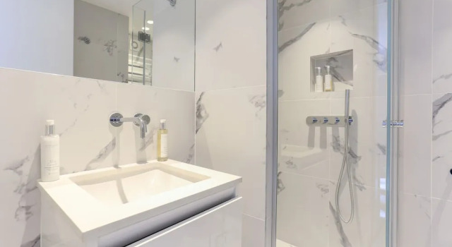 Студия Standard Inverness Terrace Serviced Apartments by Concept Apartments