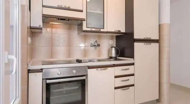Апартаменты c 1 комнатой Ena Apartments