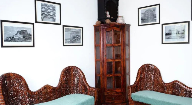 OYO 10963 Hotel Guman Auberge