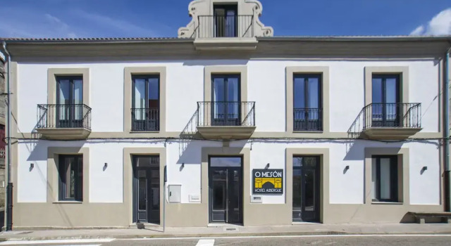 Hostel Albergue O Mesón, Book Hostel Hostels in Galicia, Hostel