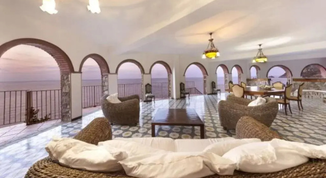 Вилла Villa Costa degli Dei