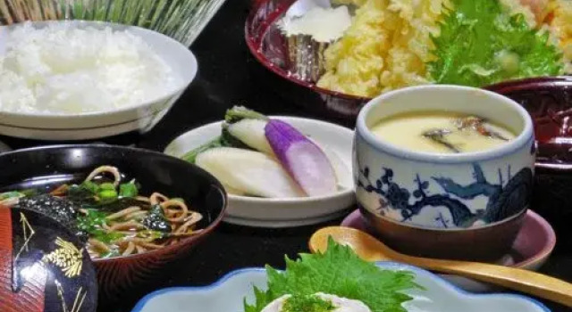 Kohan No Hatago Fukuju, Prenota Hotel Hotel 3 stelle a Shiga, 3*