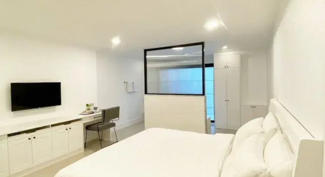 Номер Deluxe Loewy's Home Jakarta