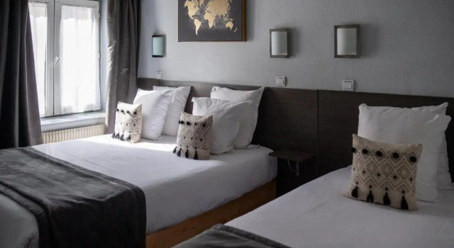 Трёхместный номер Standard Hotel de Normandie