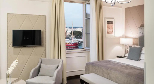 Номер Deluxe Heritage hotel Bastion