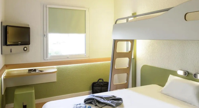 Двухместный номер Standard ibis budget Duisburg City am Innenhafen