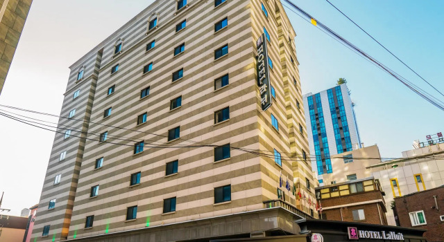 LaNuit Hotel, Забронировать Отель Отели Сеула с завтраком, рядом с Библиотека Ким Дэ Чжуна, Завтраки