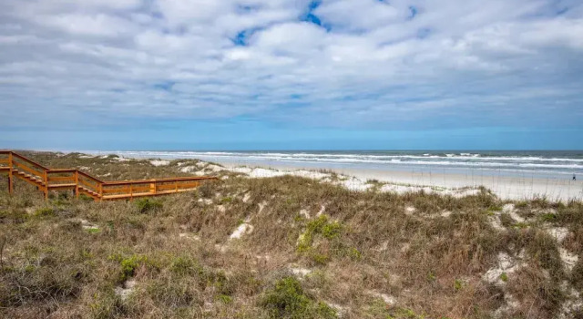 Salty Shores, Rezerwuj Dom wakacyjny Hotele w Saint Augustine Area z parkingiem, Parking