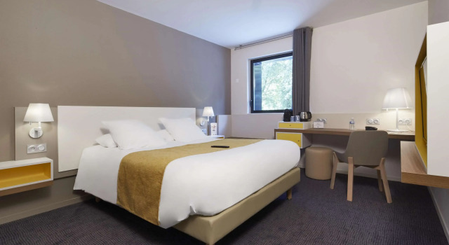 Двухместный семейный люкс Kyriad Prestige Pau - Zenith - Palais Des Sports