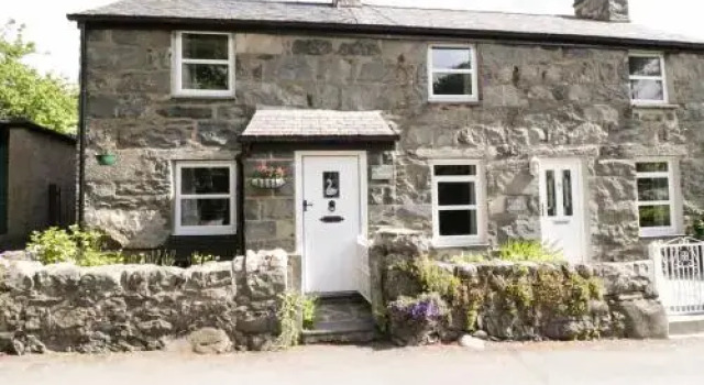 Swan Cottage, Забронировать Дом для отпуска Коттеджи Сноудония, Коттедж
