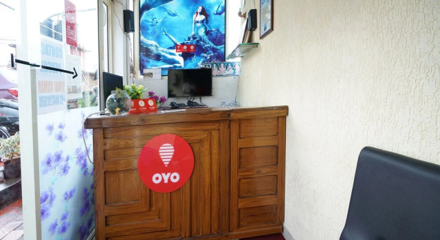 OYO 8653 Achus Inn, Забронировать Отель Отели штата Кералы с парковкой, Парковка