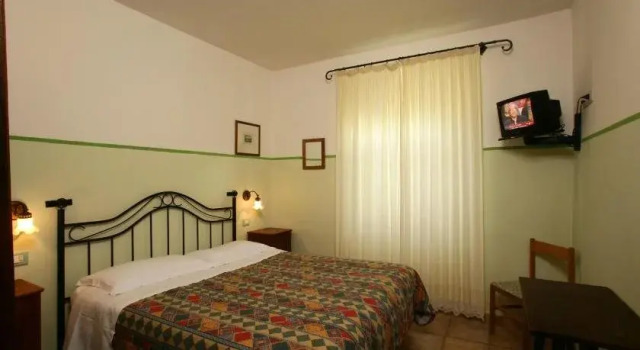 Le Camere Di Paolino, Забронировать Отель Отели в центре Манчано, в центре