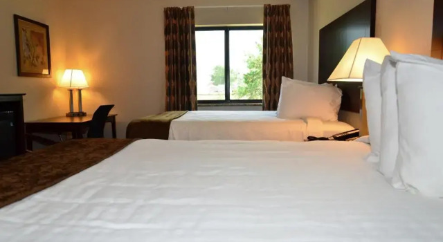 Двухместный номер Standard Cobblestone Inn & Suites - Clarion