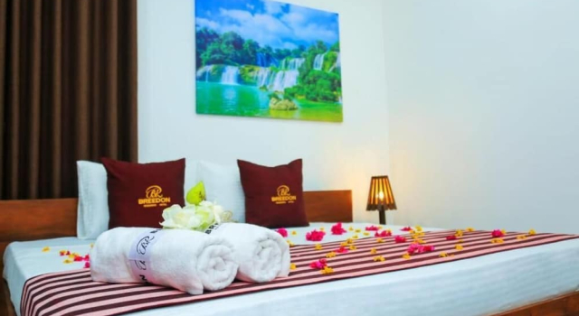 Breedon Residence Hotel, Забронировать Отель Анурадхапура округ Анурадхапура