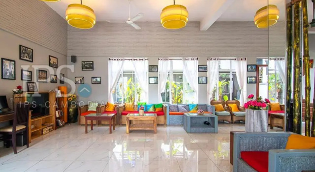 Private Entire 8 BedRooms Garden Pool Villa With Kitchen & BBQ Facilities, Забронировать Вилла Сиемреап 