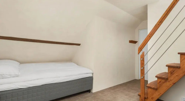 Полулюкс Central Guest House - Private Bathroom