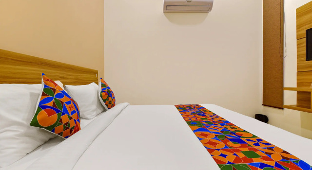 Номер Deluxe FabHotel Oxus