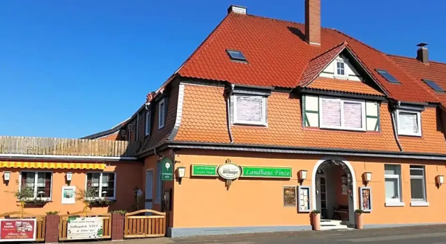 Deutsches Haus, Varaa Hotelli Neuhütte 