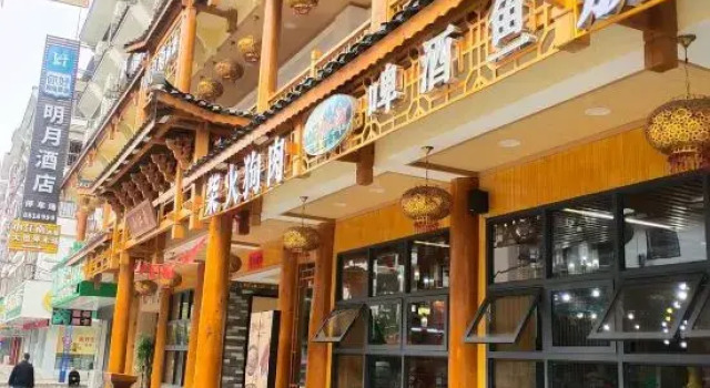 Linfeng Hotel, Забронировать Отель Отели Яншо с парковкой, рядом с Парк Яншо, Парковка