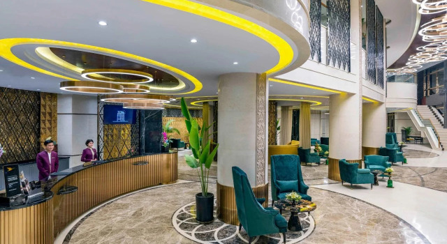 Grand Mercure Yangon Golden Empire, Prenota Hotel Hotel 5 stelle a Yangon, 5*
