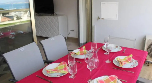 Appartement Villeneuve-Loubet, 2 pièces, 4 personnes - FR-1-252A-31
