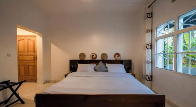 Люкс Deluxe Pili House & Garden Lodge Rwanda