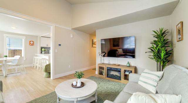 2 Mi to Dtwn Boise! Family Home w/ Deck