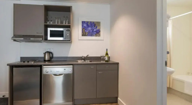 Апартаменты Quest Dunedin Serviced Apartments