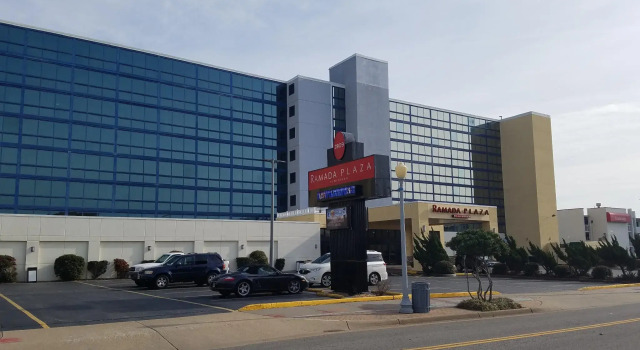 Двухместный номер Accessible Standard с видом на океан Ramada Plaza by Wyndham Virginia Beach Oceanfront