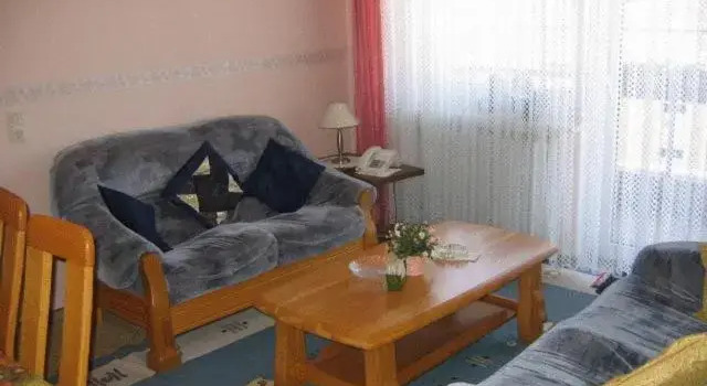 Апартаменты Landhotel-Restaurant Wolfshof