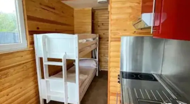 Lake View Lodge Pod, Забронировать Отель Отели Исторического графства Суссекса с парковкой, Парковка