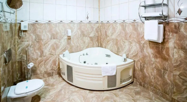 Люкс Royal Hotel Imperial Inn