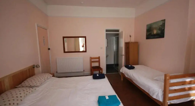 Dolphins Hotel