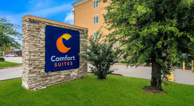Comfort Suites Plano - Dallas North