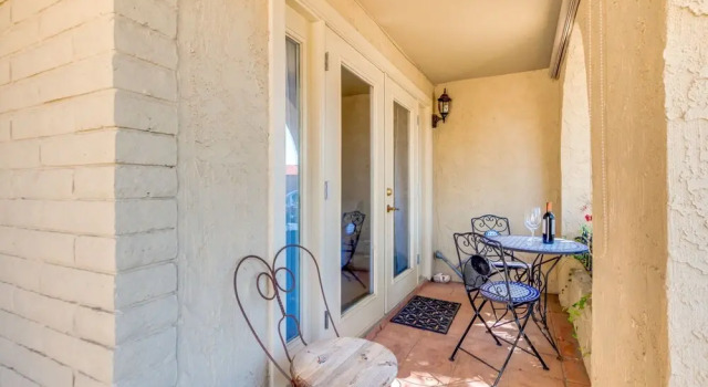 Scottsdale Location Perfect Access to Old Town! Single Story Living! by Redawning, Забронировать Отель Отели Скотсдейл с парковкой, Парковка