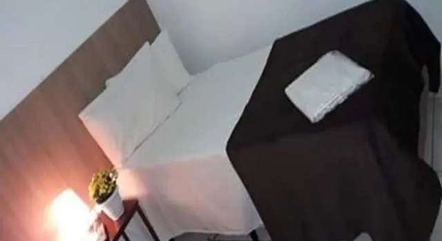 Hotel Biz a 8 minutos do Brás, a 15 minutos da 25 de março e a 8 minutos do Bom retiro, Забронировать Отель Bom Retiro Сан-Пауло, рядом с Армения