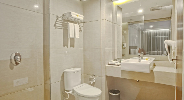Полулюкс с балконом и с видом на бассейн Paragon Hotel Seminyak