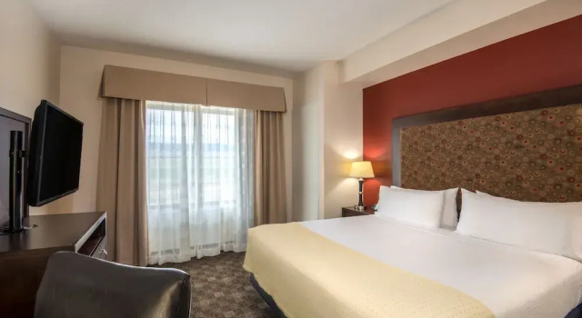 Люкс c 1 комнатой Holiday Inn Casper East-Medical Center by IHG