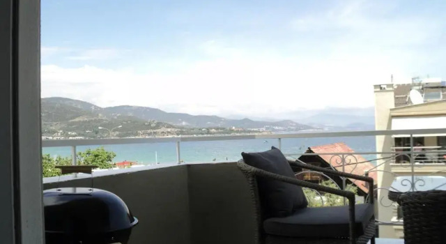 Апартаменты Serenada Apartment Nea Iraklitsa