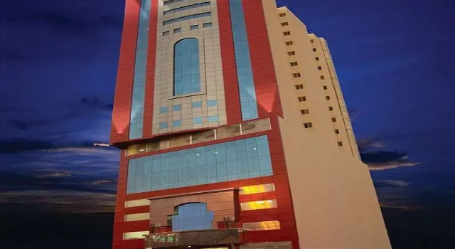 Полулюкс Awan Hotel