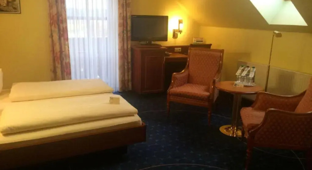 Akzent Hotel Alte Linde Wieling, Book Hotel Hoteller i Bayern med måltider, Halvpension / Fuldpension