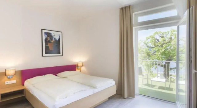 Двухместный номер Standard с видом на озеро Strandhotel Kärntnerhof