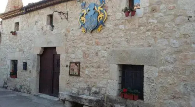 Hotel Rural "El secreto del Castillo", Забронировать Отель Мадеруэло Сеговия