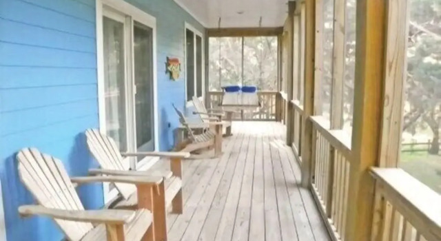 Ride About 3 Bedrooms 2.5 Bathrooms Home